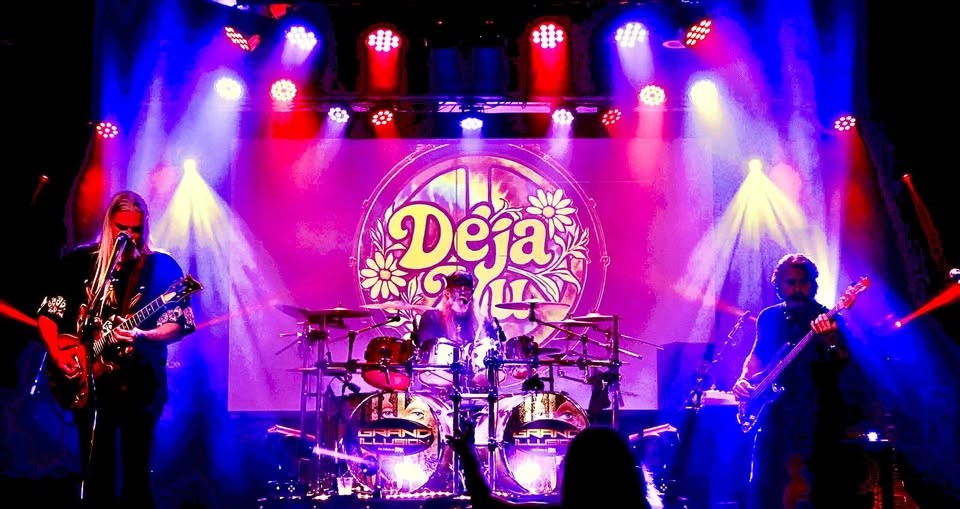 DEJA VU Live on Stage