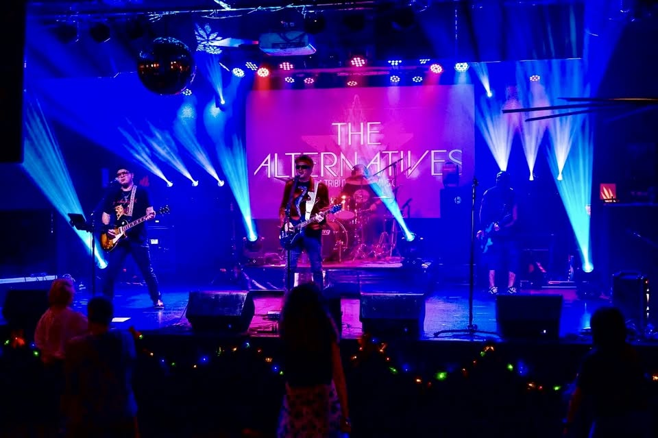 The Alternatives Live at Tolbert's Restaurant and Chili Bar