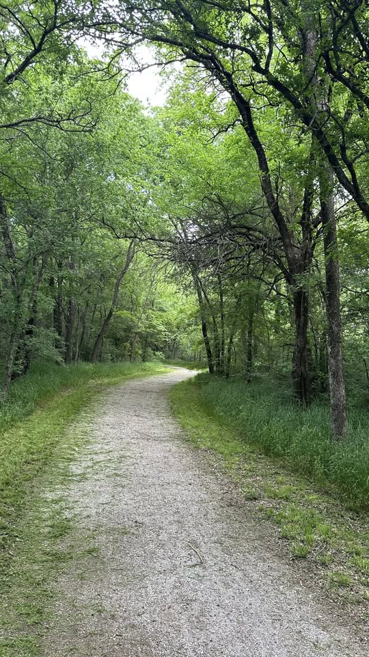 Ray Roberts, isle du Bois Unit, Randy Bell Trail concrete - 2.1 mile loop