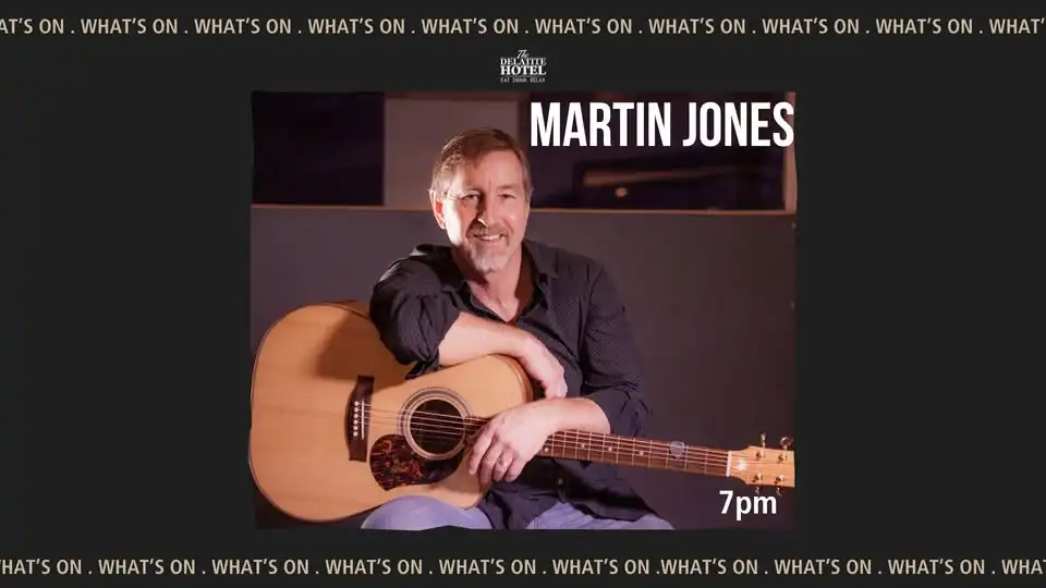 Live Music - Martin Jones