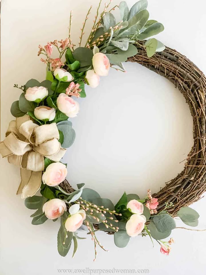 Summer Grapevine Wreath at Hotel Vin's WineYard